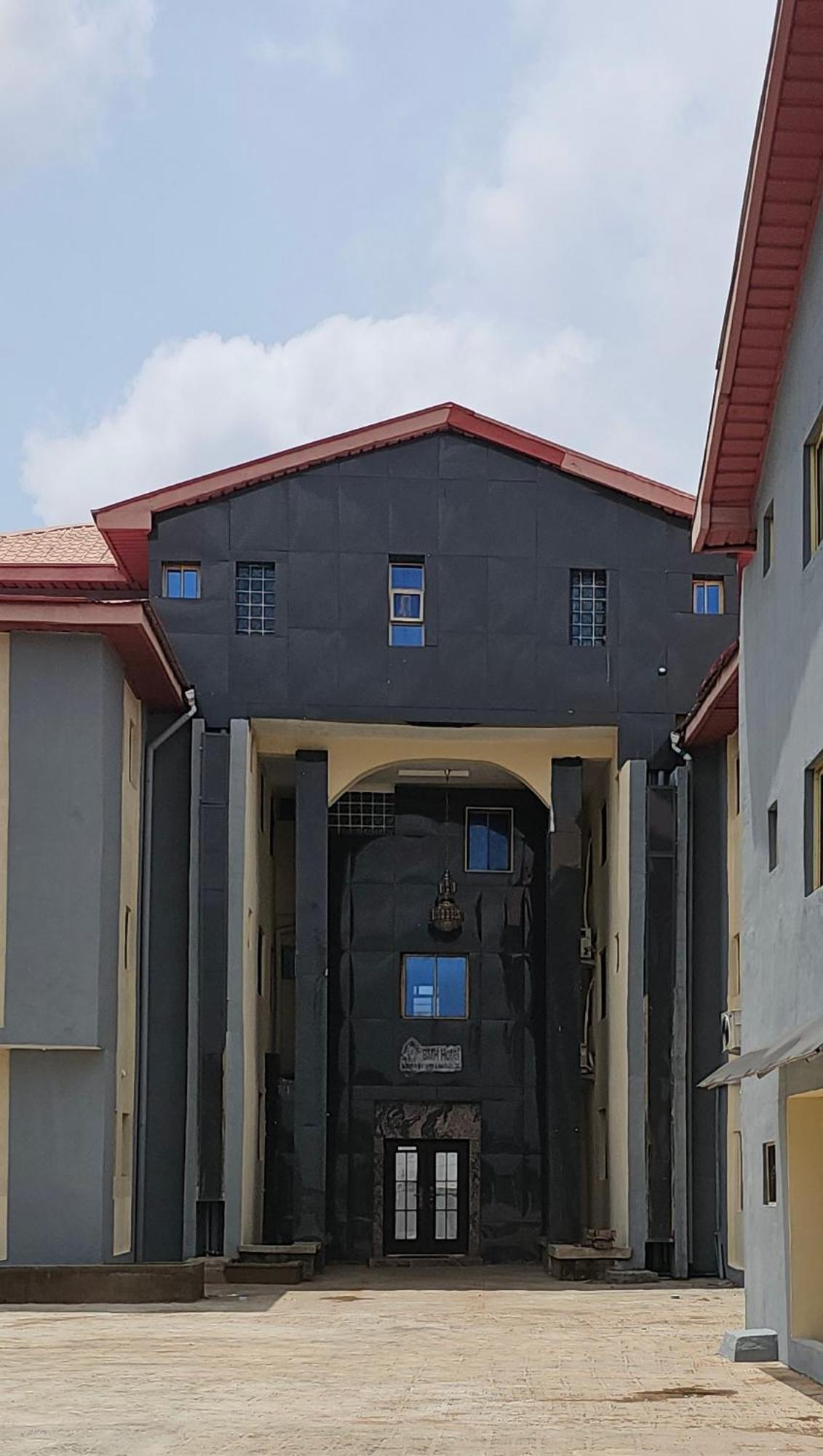 Bmh Hotel & Suites Ibadan Exterior foto