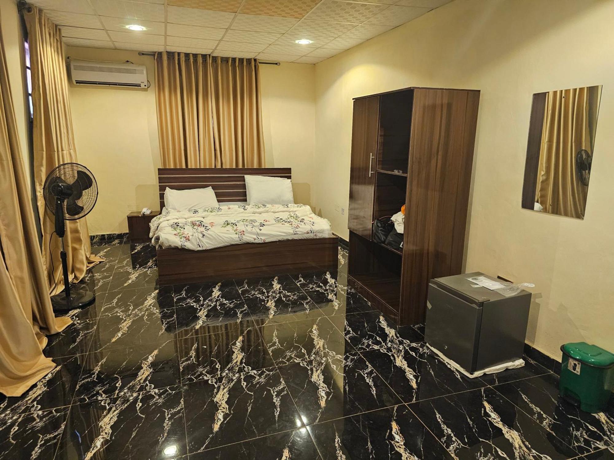 Bmh Hotel & Suites Ibadan Exterior foto